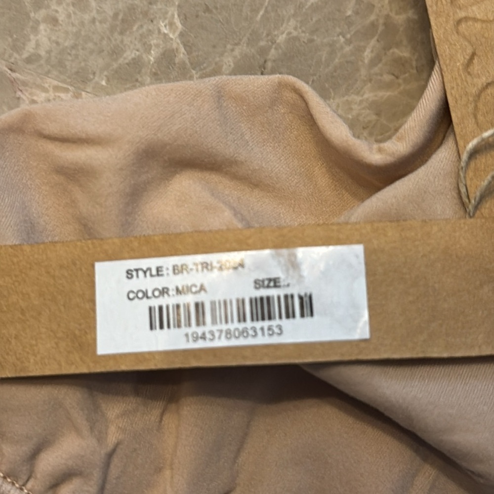 SKIIMS FITS EVERYBODY TRIANGLE BRALETTE - Picture 6 of 9